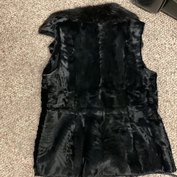 Carolina Herrera fur vest - Picture 12 of 13